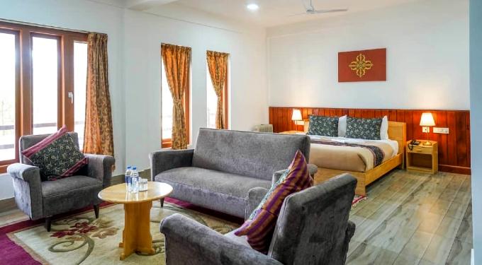 Meri Puensum Resort