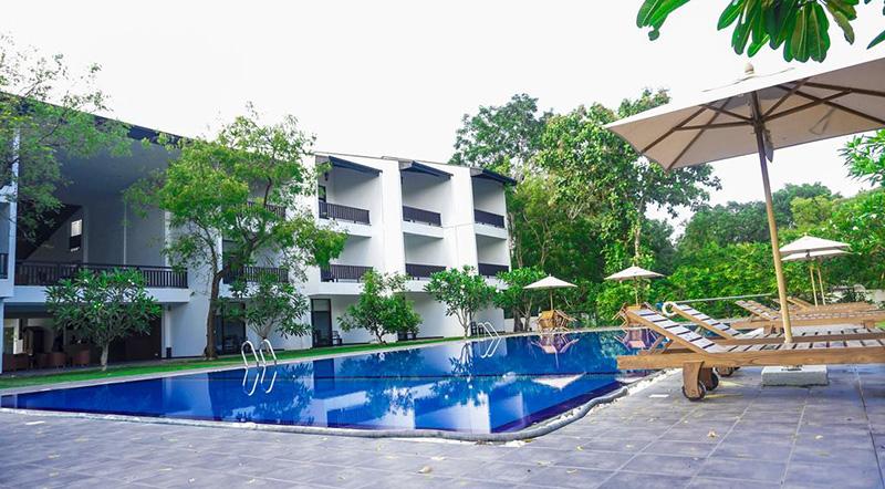 Grand Tamarind Lake