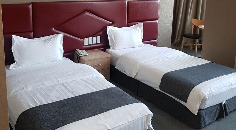 J Hotel