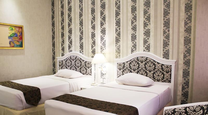 Le Polonia Hotel