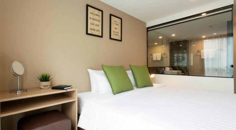 Cross Vibe Chiang Mai Decem Hotel