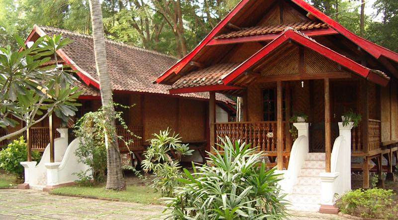 Kencana Beach Inn